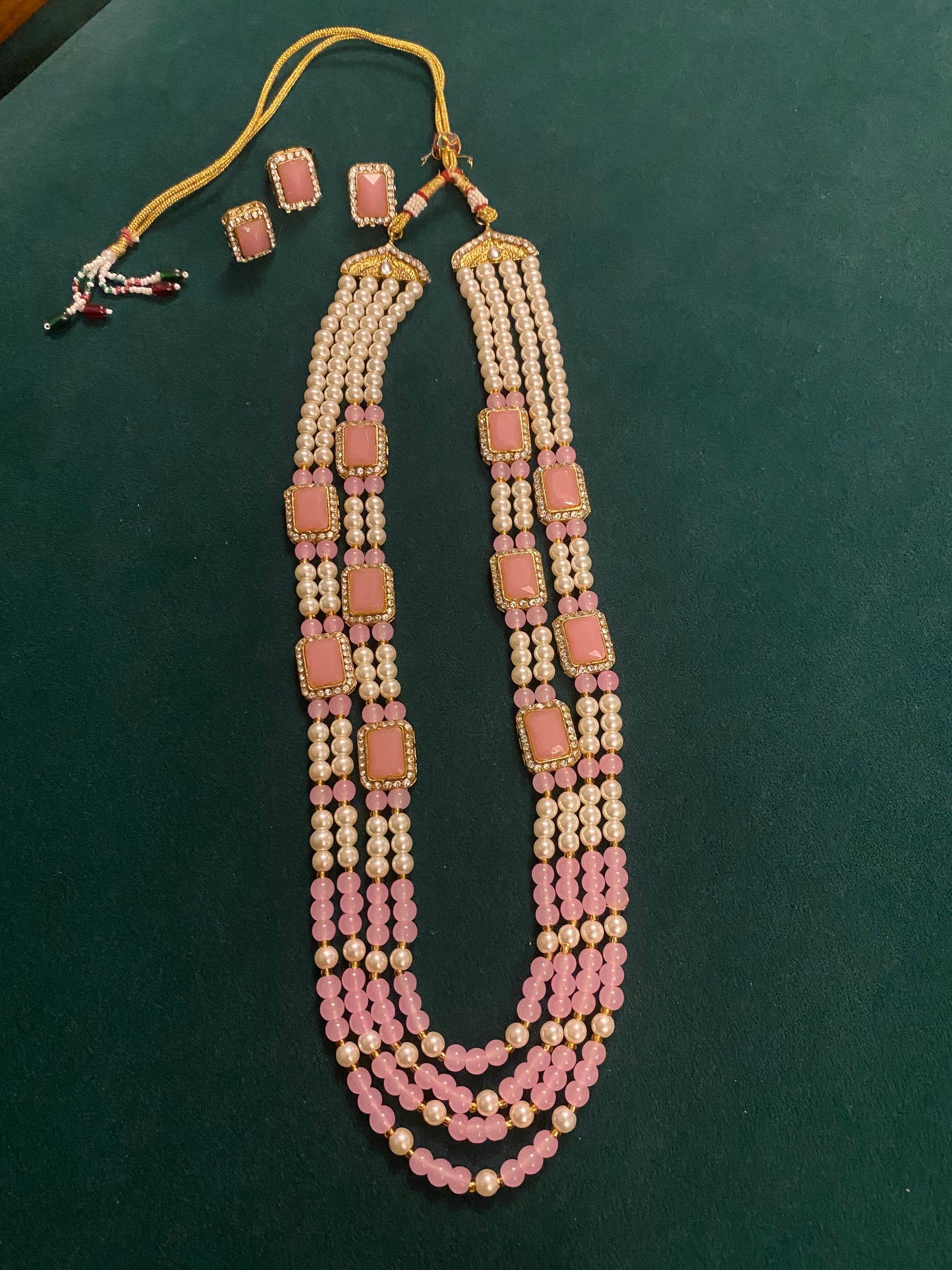 White & pink layered Pearl necklace