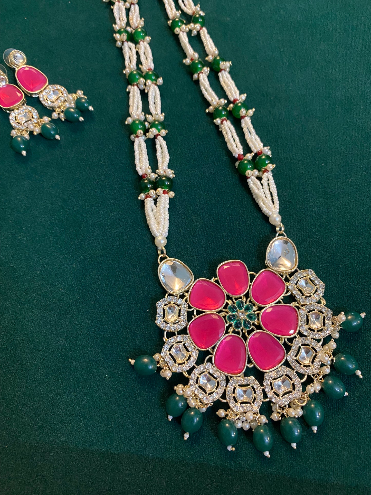 Pearl Kundan set